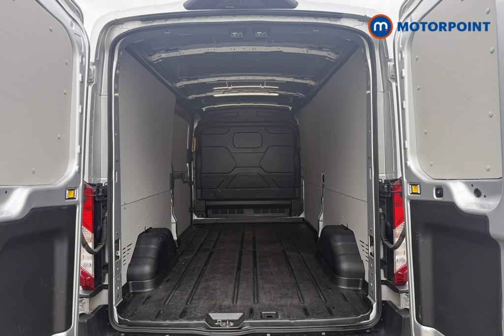 Ford Transit Limited Automatic Diesel Medium Roof Van - Stock Number (1634886) - 8th supplementary image