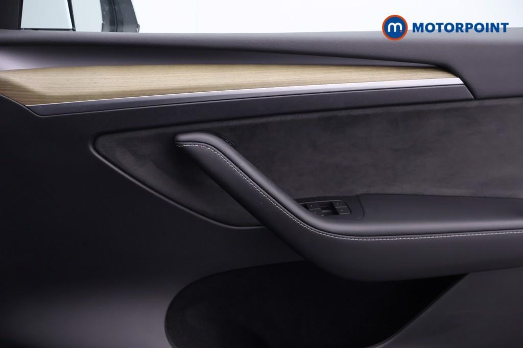 Tesla Model Y Rwd 5Dr Auto Automatic Electric SUV - Stock Number (1637448) - 8th supplementary image