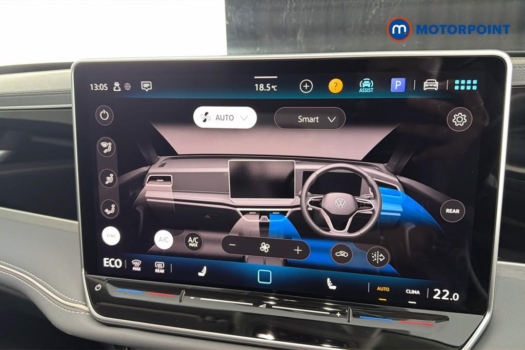 Volkswagen Passat Life Automatic Petrol Plug-In Hybrid Estate - Stock Number (1632913) - 12th supplementary image