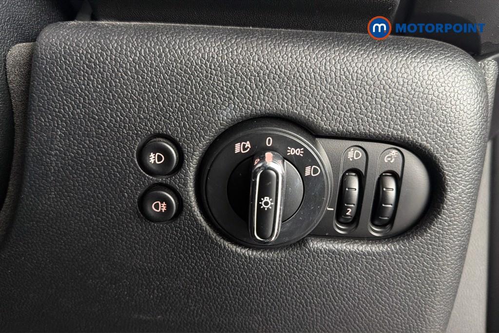 Mini Hatchback Cooper Manual Petrol Hatchback - Stock Number (1636700) - 18th supplementary image