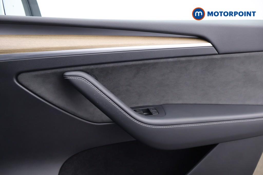 Tesla Model Y Rwd 5Dr Auto Automatic Electric SUV - Stock Number (1637444) - 8th supplementary image