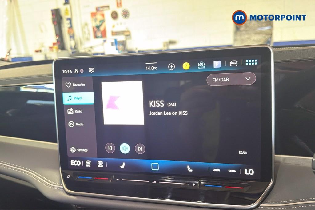 Volkswagen Passat Life Automatic Petrol Plug-In Hybrid Estate - Stock Number (1632907) - 9th supplementary image