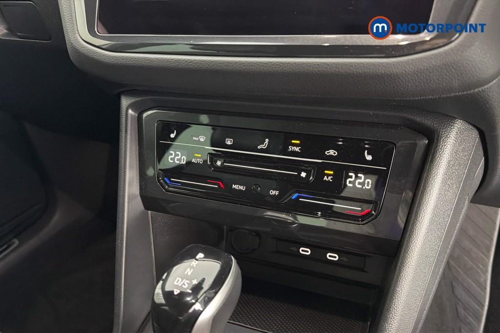 Volkswagen Tiguan R-Line Automatic Petrol SUV - Stock Number (1640193) - 12th supplementary image