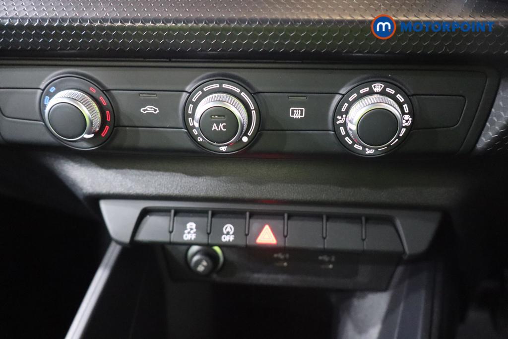 Audi A1 Technik Manual Petrol Hatchback - Stock Number (1633110) - 8th supplementary image