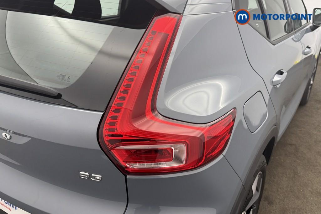 Volvo Xc40 Core Automatic Petrol SUV - Stock Number (1639670) - 8th supplementary image