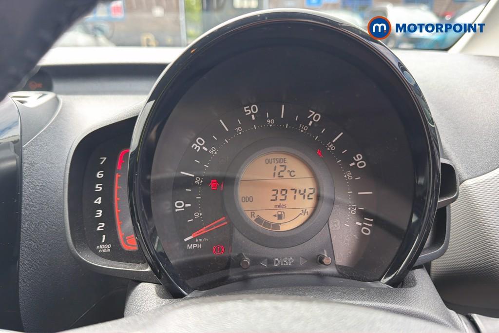 Peugeot 108 Allure Manual Petrol Hatchback - Stock Number (1632764) - 8th supplementary image