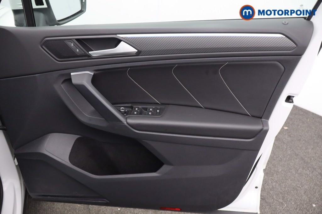 Volkswagen Tiguan R-Line Automatic Petrol SUV - Stock Number (1635219) - 8th supplementary image