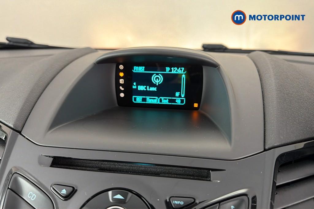 Ford Fiesta Zetec Manual Petrol Hatchback - Stock Number (1641551) - 9th supplementary image