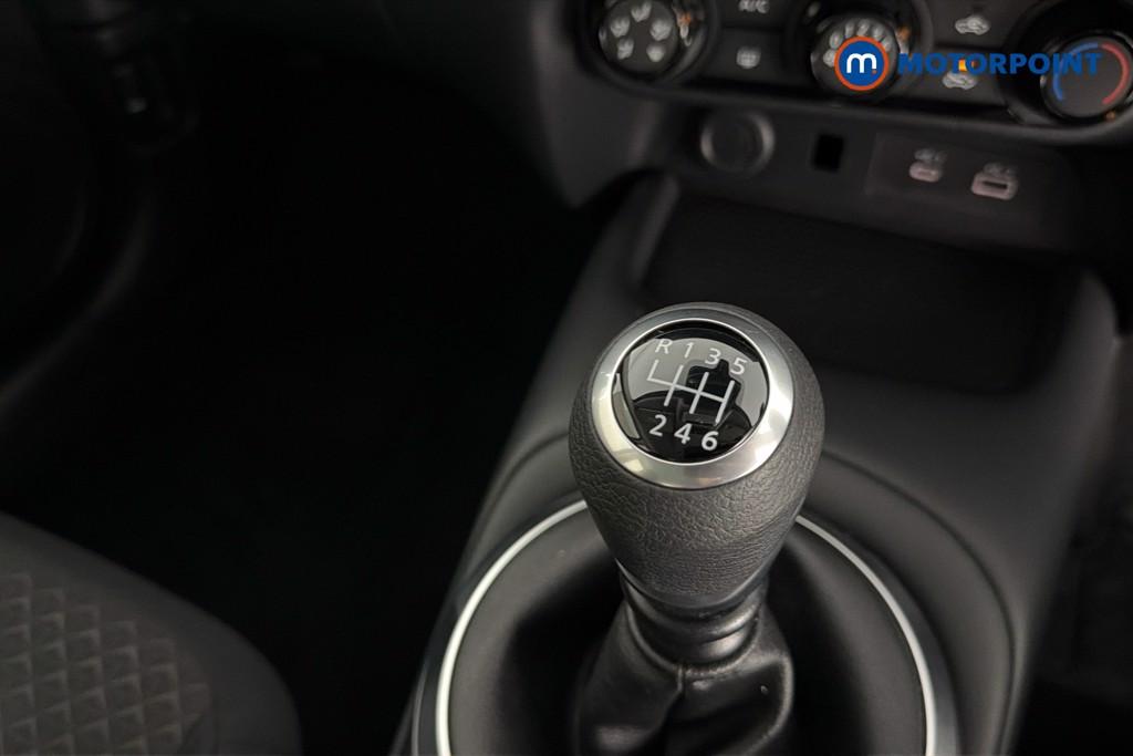 Nissan Juke Acenta Premium Manual Petrol SUV - Stock Number (1643183) - 15th supplementary image