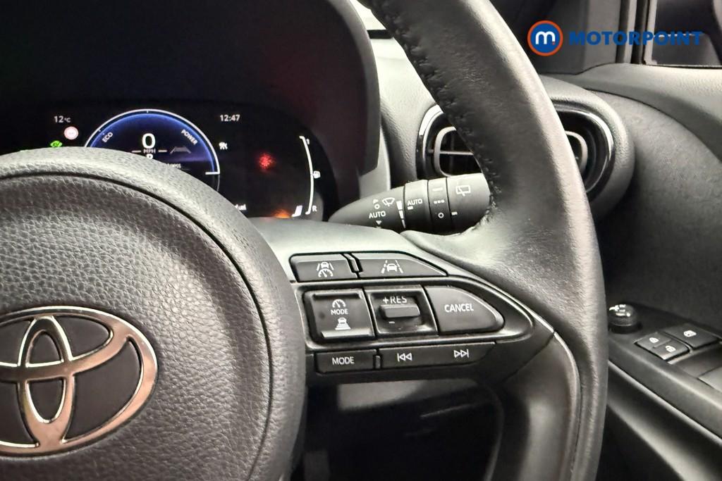 Toyota Yaris Cross Design Automatic Petrol-Electric Hybrid Estate - Stock Number (1633306) - 8th supplementary image