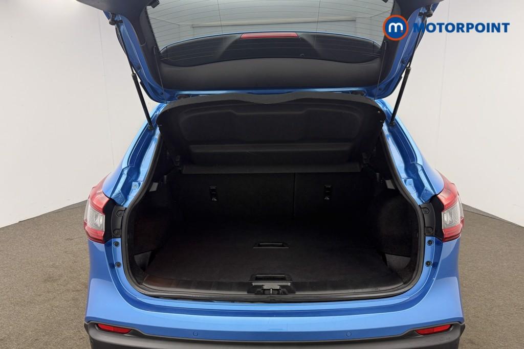 Nissan Qashqai N-Connecta Manual Petrol SUV - Stock Number (1636380) - 8th supplementary image