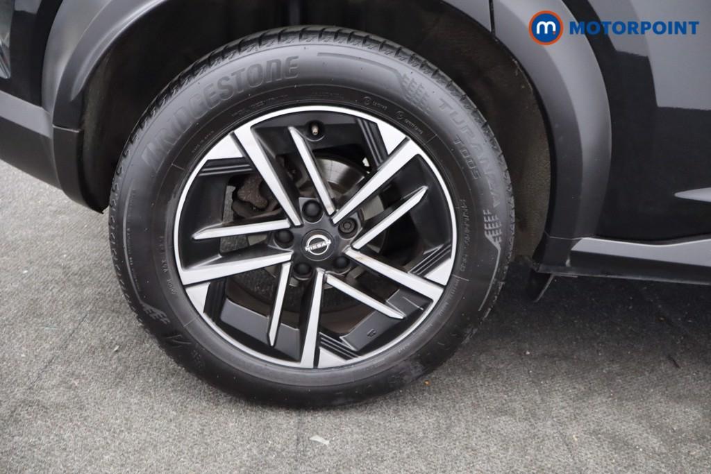 Nissan Juke N-Connecta Manual Petrol SUV - Stock Number (1642392) - 8th supplementary image