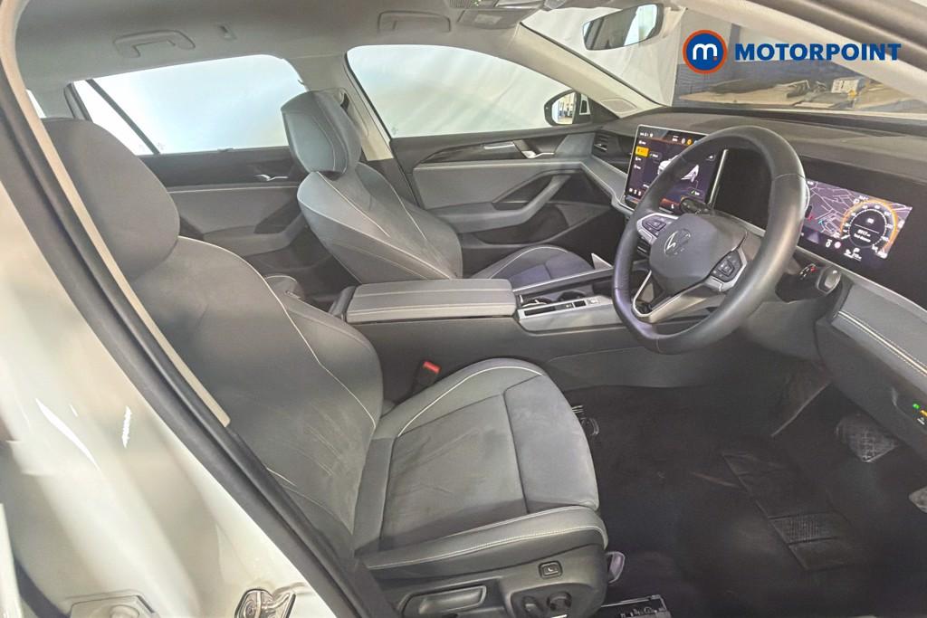 Volkswagen Passat Life Automatic Petrol Plug-In Hybrid Estate - Stock Number (1643787) - 22nd supplementary image