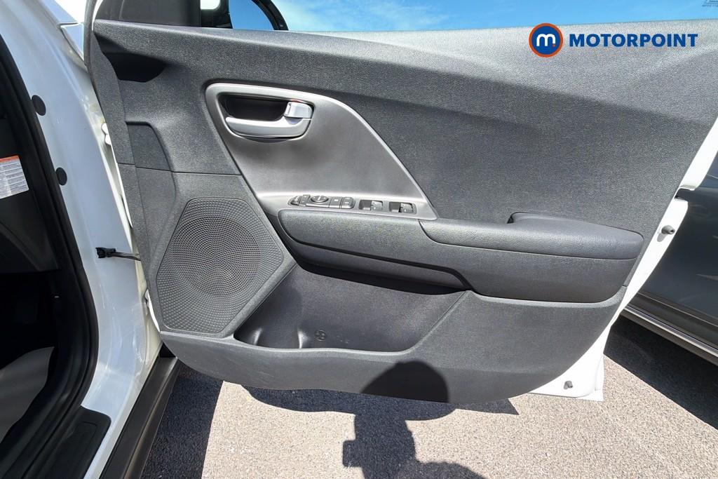 KIA E-Niro Long Range Automatic Electric SUV - Stock Number (1641596) - 19th supplementary image