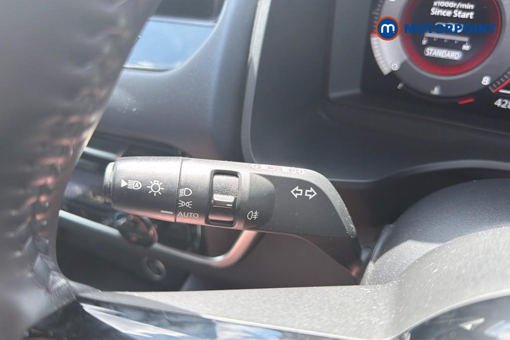 Nissan Qashqai Tekna Manual Petrol SUV - Stock Number (1640751) - 18th supplementary image
