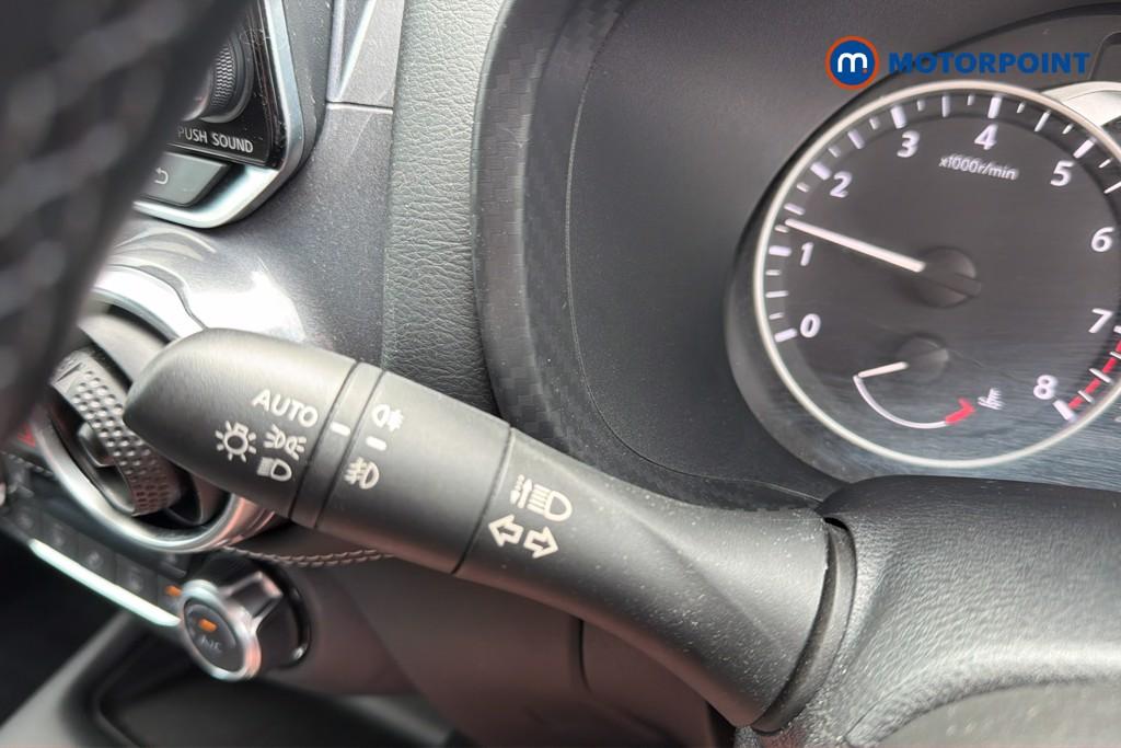 Nissan Juke Tekna Manual Petrol SUV - Stock Number (1636511) - 18th supplementary image