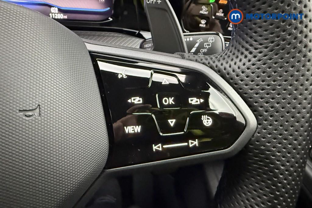 Volkswagen Golf R Automatic Petrol Hatchback - Stock Number (1650858) - 8th supplementary image