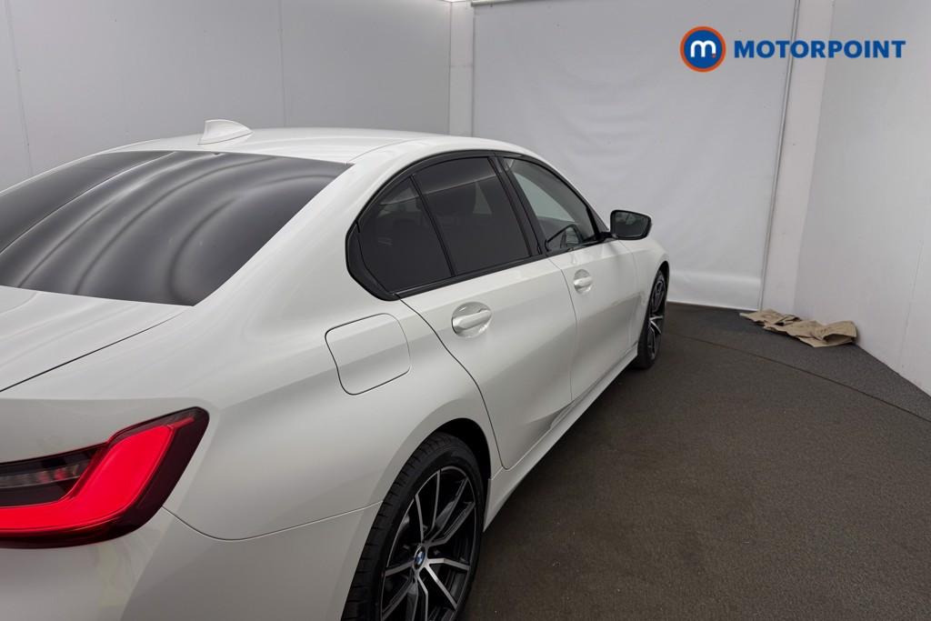 BMW 3 Series Sport Pro Automatic Petrol Plug-In Hybrid Saloon - Stock Number (1647432) - 8th supplementary image
