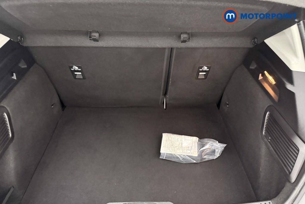 Ford Focus Titanium Manual Petrol Hatchback - Stock Number (1648141) - 8th supplementary image