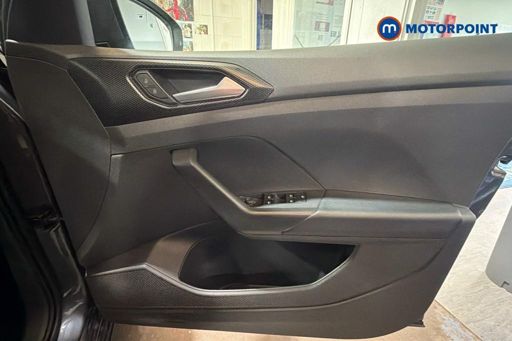 Volkswagen T-Cross SE Manual Petrol SUV - Stock Number (1641932) - 19th supplementary image