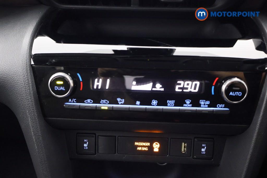 Toyota Yaris Cross Excel Automatic Petrol-Electric Hybrid Estate - Stock Number (1650058) - 8th supplementary image