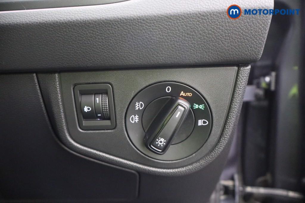 Volkswagen Polo R-Line Manual Petrol Hatchback - Stock Number (1653560) - 8th supplementary image