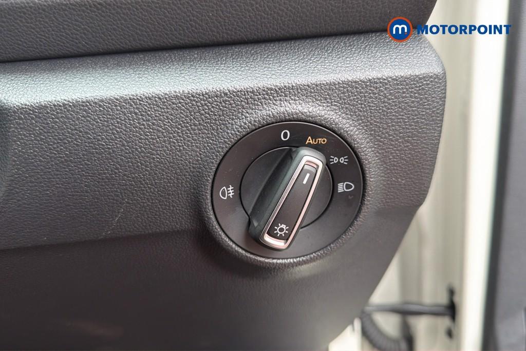 Volkswagen T-Roc R-Line Manual Petrol SUV - Stock Number (1652784) - 18th supplementary image