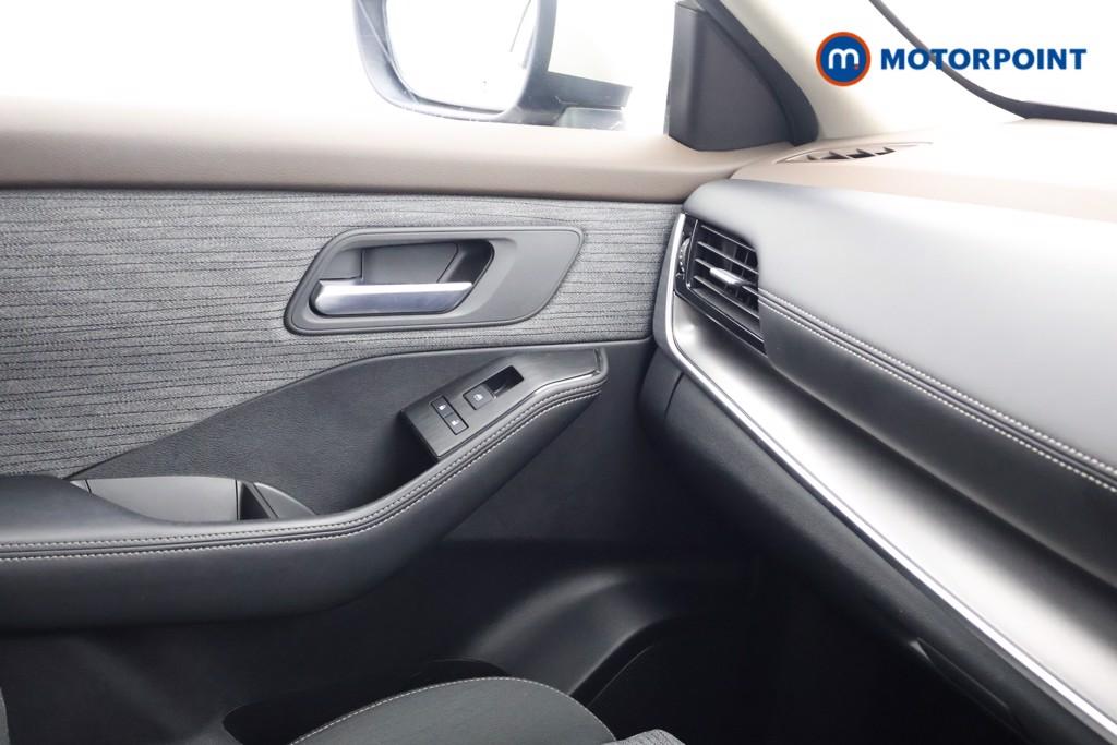 Nissan X-Trail Acenta Premium Automatic Petrol-Electric Hybrid SUV - Stock Number (1645812) - 8th supplementary image