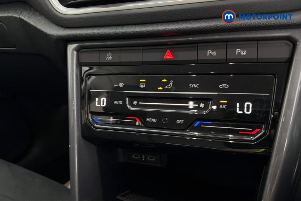 Volkswagen T-Roc Style Manual Petrol SUV - Stock Number (1652257) - 12th supplementary image