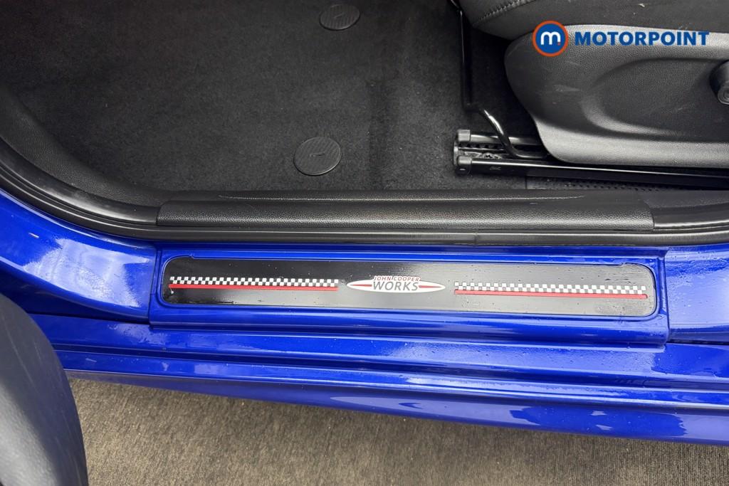 Mini Hatchback Cooper S Sport Manual Petrol Hatchback - Stock Number (1650886) - 8th supplementary image