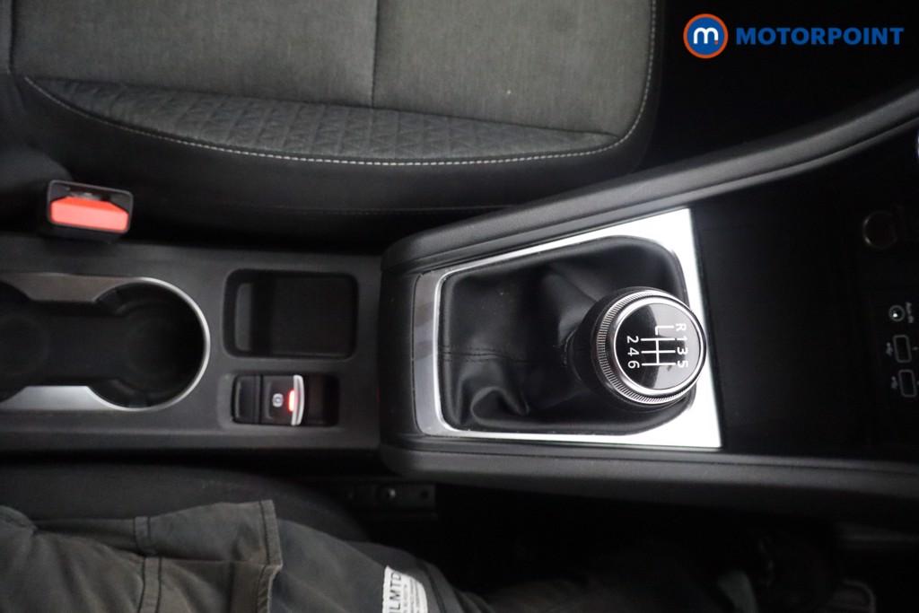 Renault Captur Evolution Manual Petrol SUV - Stock Number (1651806) - 8th supplementary image