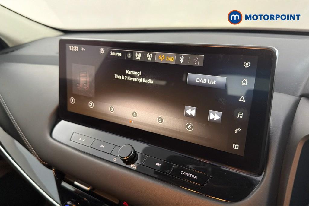 Nissan Qashqai N-Connecta Automatic Petrol-Electric Hybrid SUV - Stock Number (1653952) - 9th supplementary image