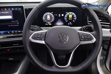 Volkswagen Passat Life Automatic Petrol Plug-In Hybrid Estate - Stock Number (1654189) - 5th supplementary image