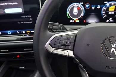Volkswagen Passat Life Automatic Petrol Plug-In Hybrid Estate - Stock Number (1654189) - 6th supplementary image