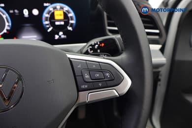 Volkswagen Passat Life Automatic Petrol Plug-In Hybrid Estate - Stock Number (1654189) - 7th supplementary image