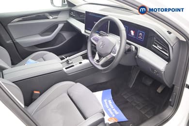 Volkswagen Passat Life Automatic Petrol Plug-In Hybrid Estate - Stock Number (1654189) - 15th supplementary image