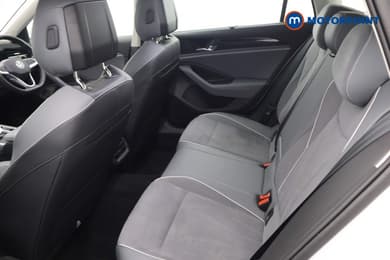 Volkswagen Passat Life Automatic Petrol Plug-In Hybrid Estate - Stock Number (1654189) - 22nd supplementary image