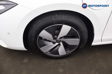 Volkswagen Passat Life Automatic Petrol Plug-In Hybrid Estate - Stock Number (1654189) - 1st supplementary image