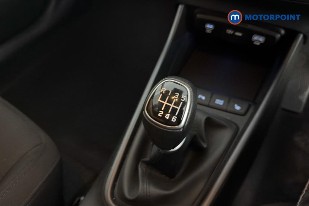 Hyundai Bayon Premium Manual Petrol SUV - Stock Number (1654658) - 15th supplementary image