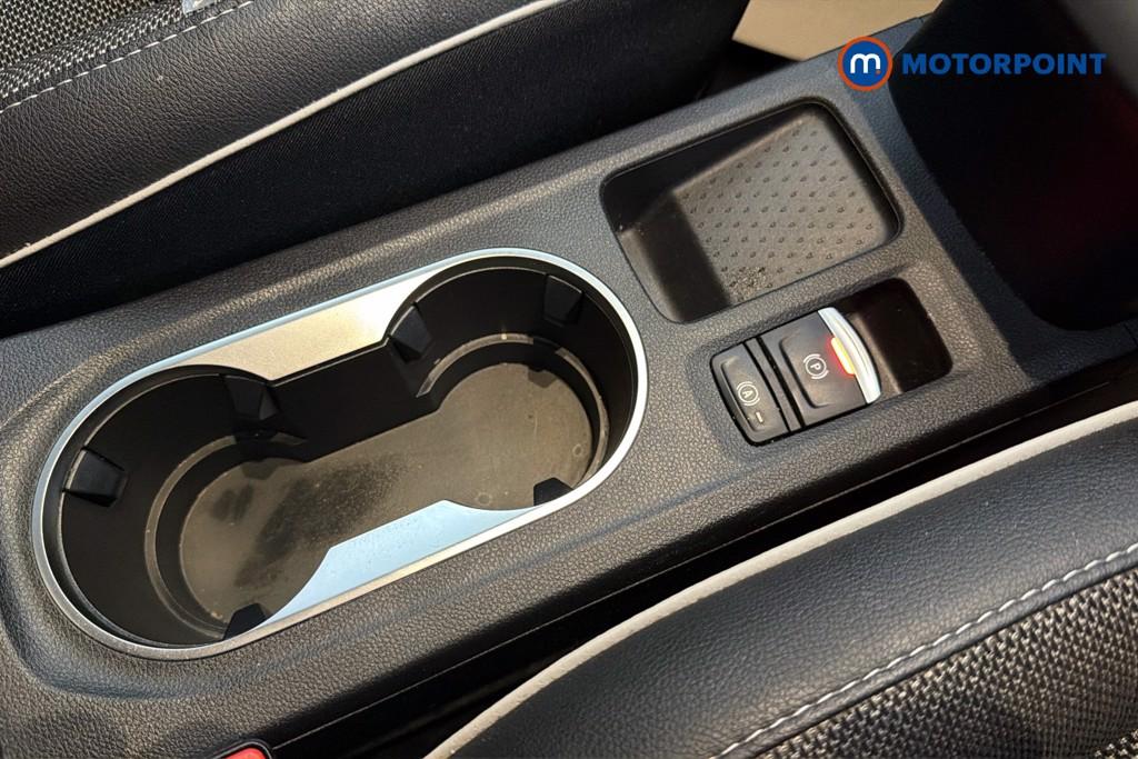 Renault Captur Techno Manual Petrol SUV - Stock Number (1646533) - 16th supplementary image