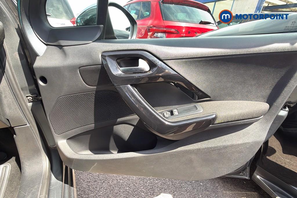 Peugeot 208 Allure Manual Petrol Hatchback - Stock Number (1649076) - 19th supplementary image