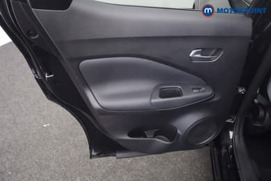 Nissan Juke N-Connecta Automatic Petrol-Electric Hybrid SUV - Stock Number (1651435) - 31st supplementary image