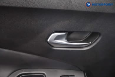Nissan Juke N-Connecta Automatic Petrol-Electric Hybrid SUV - Stock Number (1651435) - 32nd supplementary image