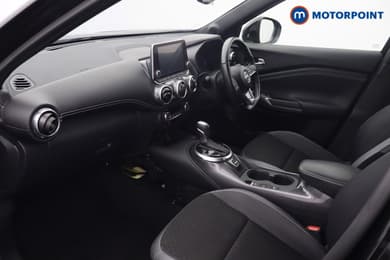 Nissan Juke N-Connecta Automatic Petrol-Electric Hybrid SUV - Stock Number (1651435) - 34th supplementary image