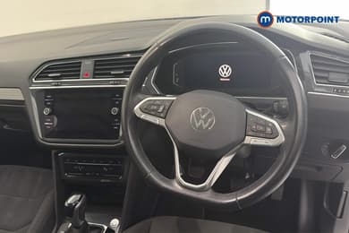 Volkswagen Tiguan Allspace R-Line Automatic Petrol SUV - Stock Number (1659126) - 2nd supplementary image