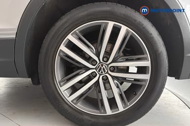 Volkswagen Tiguan Allspace R-Line Automatic Petrol SUV - Stock Number (1659126) - 48th supplementary image