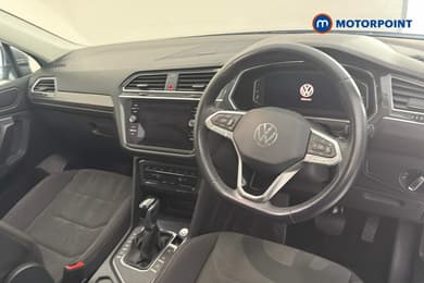 Volkswagen Tiguan Allspace R-Line Automatic Petrol SUV - Stock Number (1659126) - 1st supplementary image