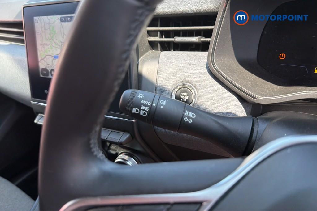 Renault Clio Evolution Manual Petrol Hatchback - Stock Number (1655946) - 18th supplementary image