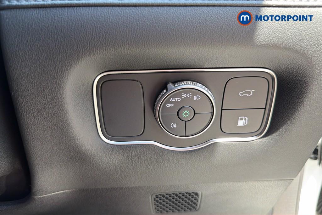 Chery Tiggo 8 Summit Automatic Petrol Plug-In Hybrid SUV - Stock Number (1660313) - 18th supplementary image