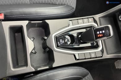 Ssangyong Korando Ventura Automatic Electric SUV - Stock Number (1657232) - 9th supplementary image